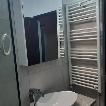 Appartamento Apartamentul Ina *